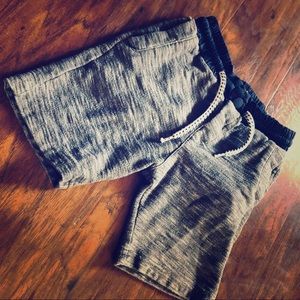 💙4 for 20!💙 boys Sweat shorts mayoral